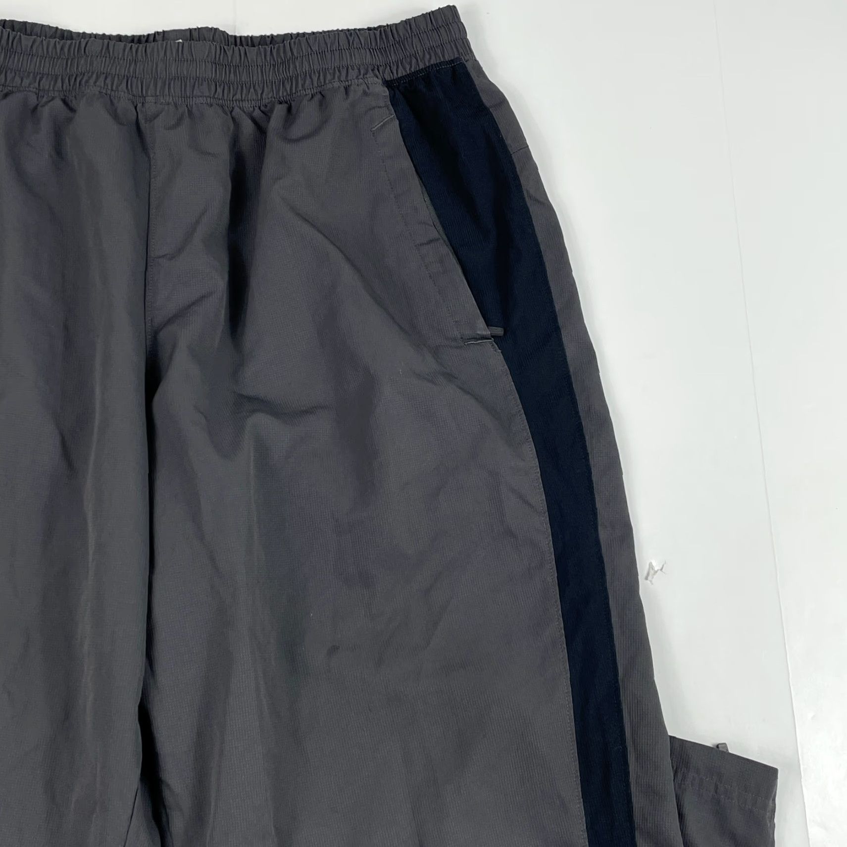Under Armour Under Armour Track Pants Mens XL Gray HeatGear Relaxed Straight Baggy Workout Size US 33 - 3 Thumbnail
