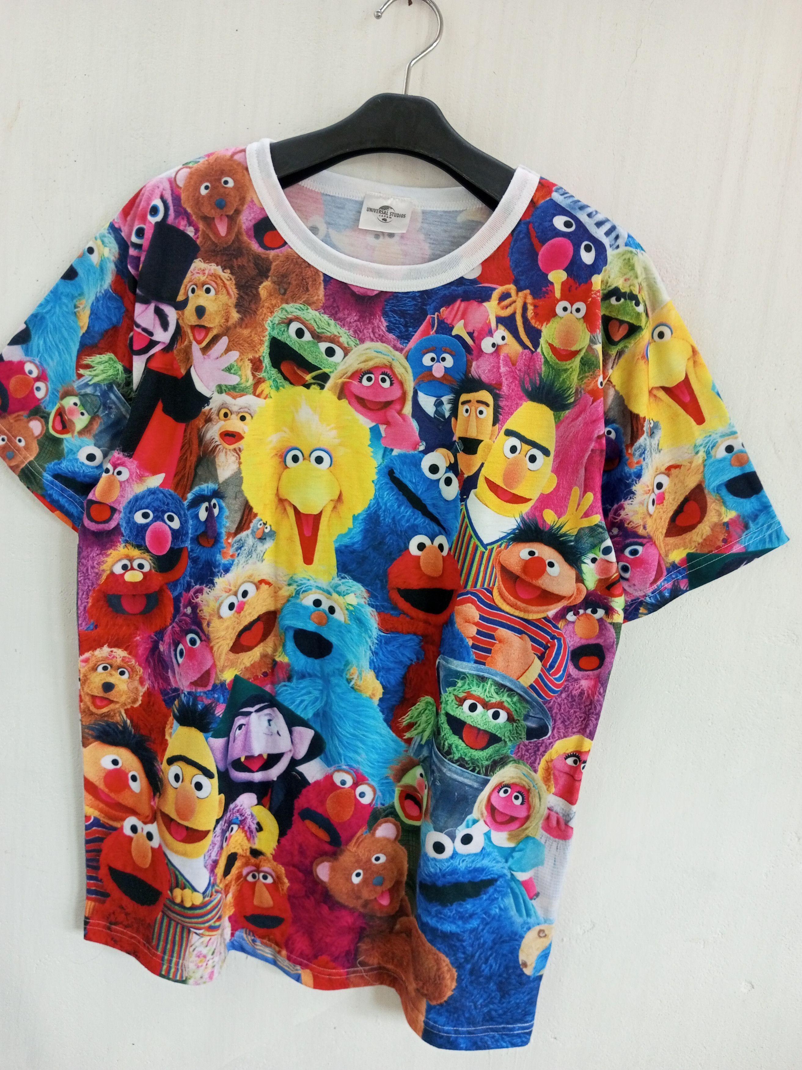 Japanese Brand Vintage Sesame Street All Over Print L Size US L / EU 52-54 / 3 - 2 Thumbnail