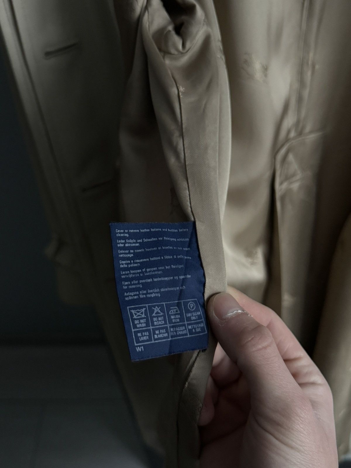 Burberry Vintage Burberrys Specialy All Wool Burella Trench Coat Size XL / US 12-14 / IT 48-50 - 21 Thumbnail