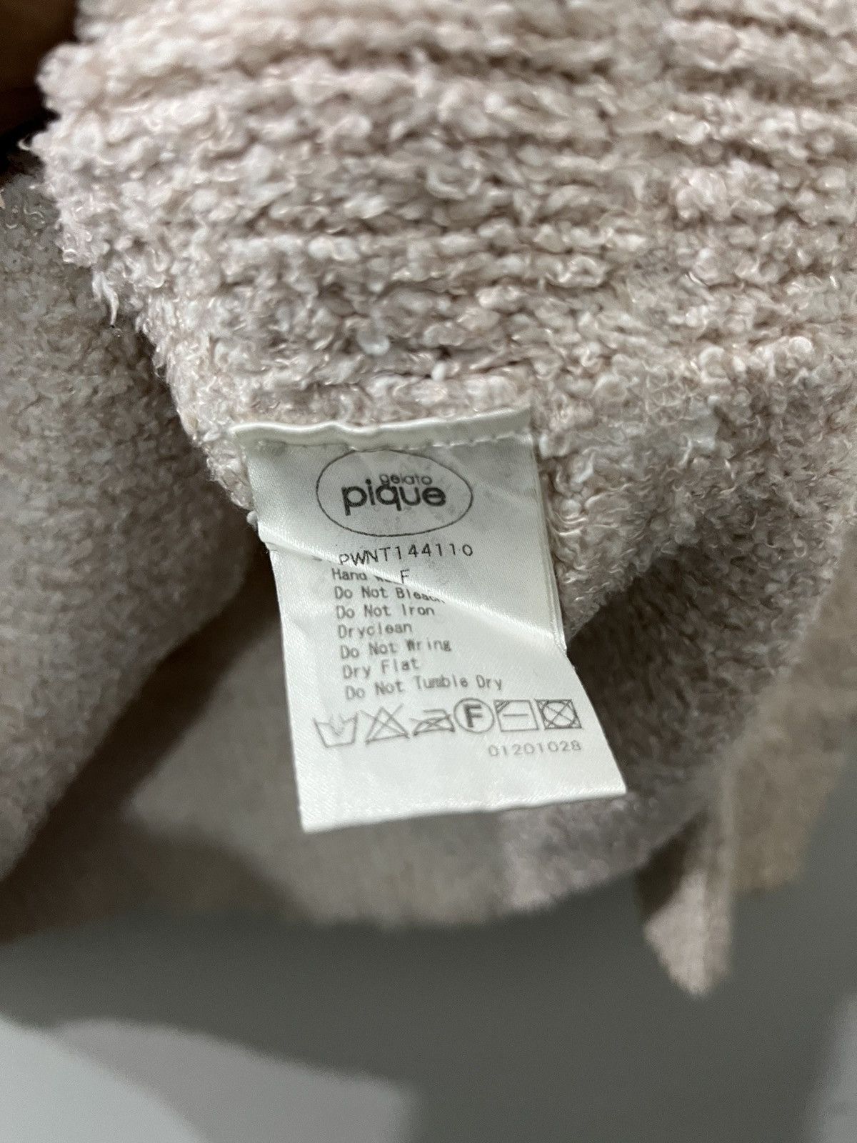 Japanese Brand JAPANESE BRAND GELATO PIQUE FAUX FUR COTTON SWEATER Size ONE SIZE - 5 Thumbnail