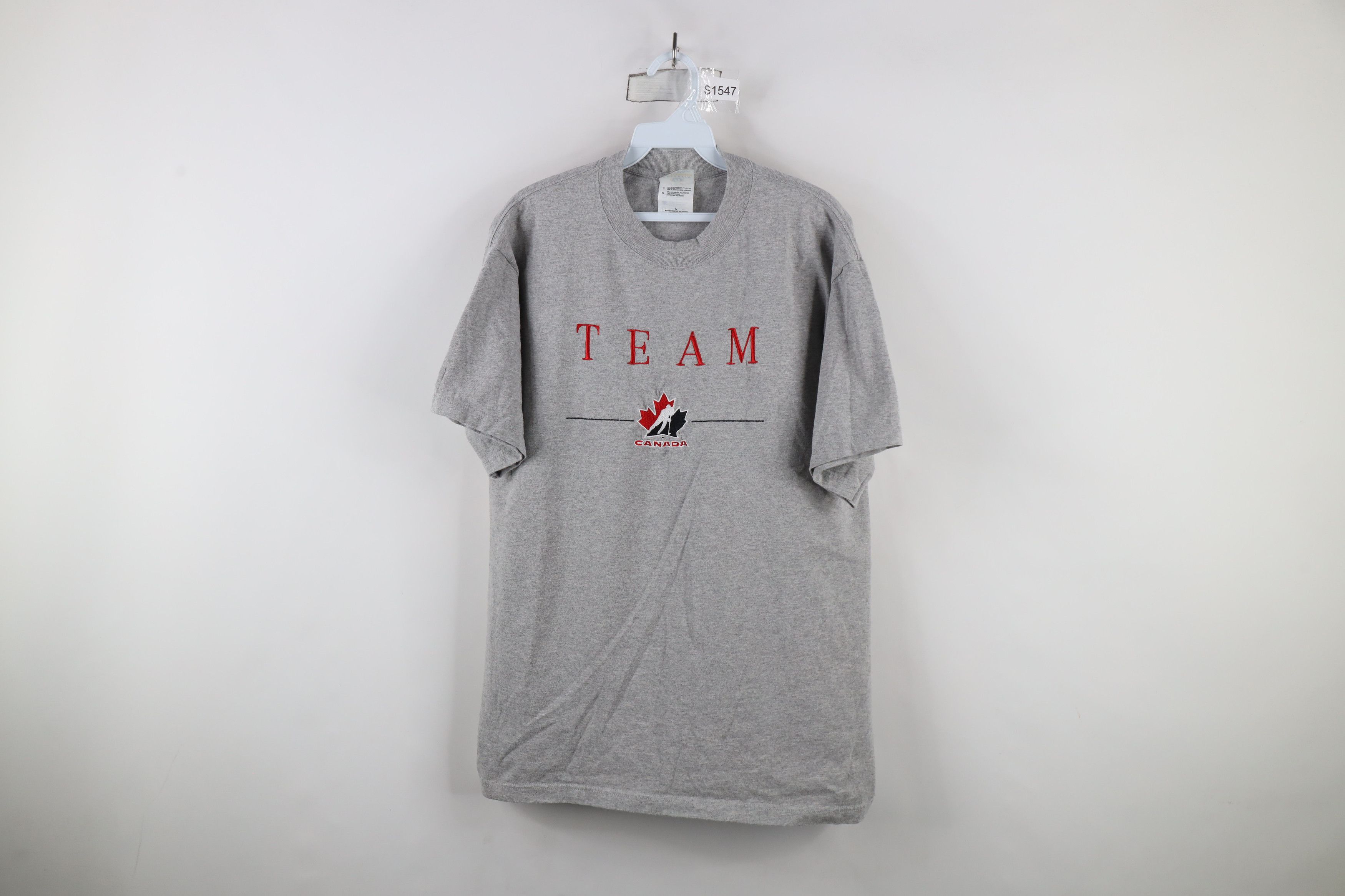 Vintage Vintage 90s Y2K Team Canada Hockey Short Sleeve T-Shirt Size US L / EU 52-54 / 3 - 1 Thumbnail