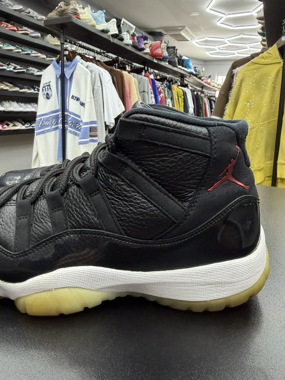 Jordan Brand Size 9.5 - Jordan 11 Retro 72-10 OG “2015” Size US 9.5 / EU 42-43 - 5 Thumbnail