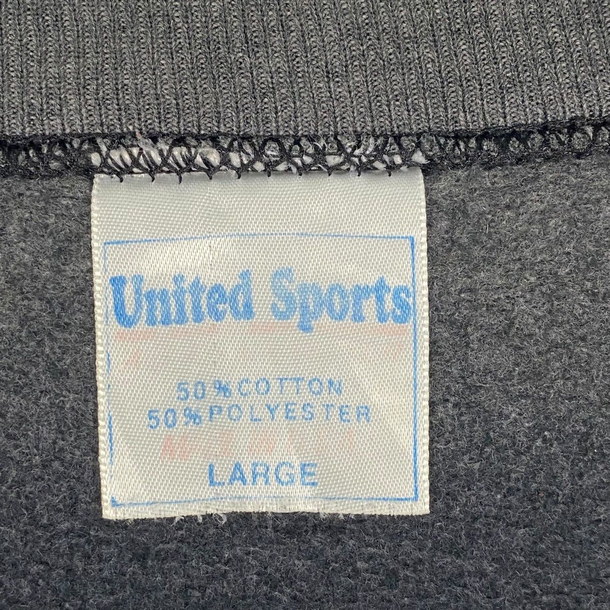 Other Vintage United Sport Crewneck Sweatshirt Gray Size L Size US L / EU 52-54 / 3 - 6 Thumbnail