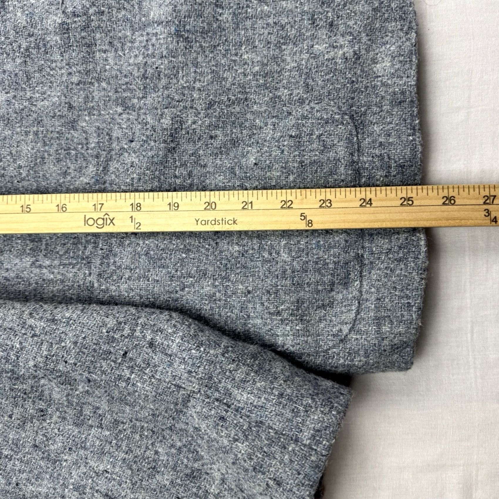 Brooks VINTAGE Brooks Woolen Co Blazer Womens 100% Wool Tweed Lined Sz 16 Gray Long Sleeve Buttoned Casual Business Workwear Preppy, American, 90s Womens Size XXL / US 16-18 / IT 52-54 - 6 Thumbnail
