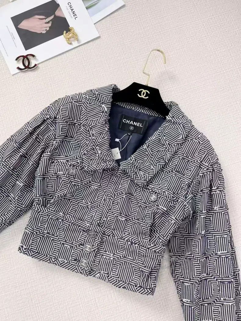 Chanel Chanel Cruise series denim jacket Size XXS / US 00 / IT 34 - 2 Thumbnail