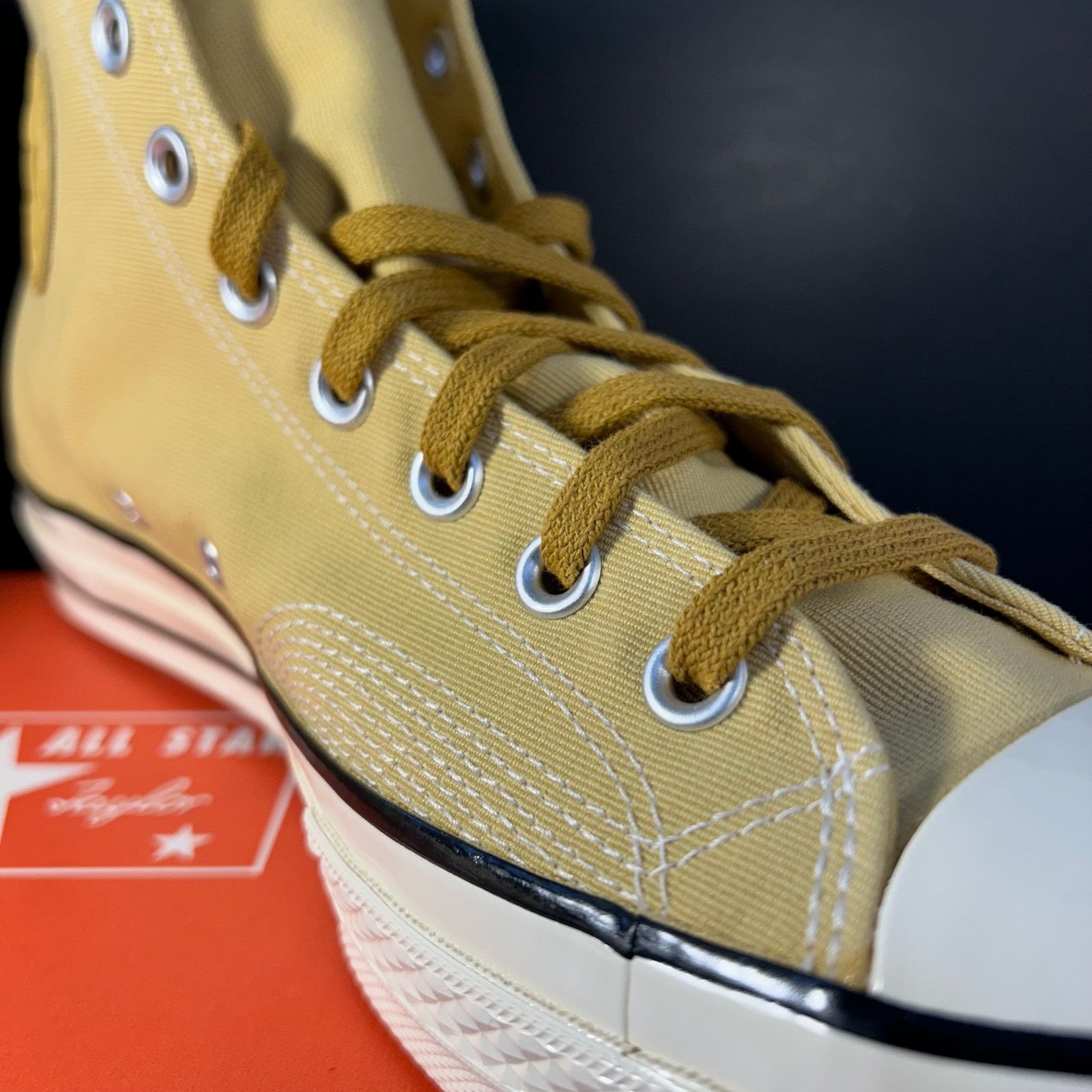 Converse Converse Chuck 70 Hi "Jungle Cloth Yellow" Men 12 A03436C Size US 12 / EU 45 - 3 Thumbnail