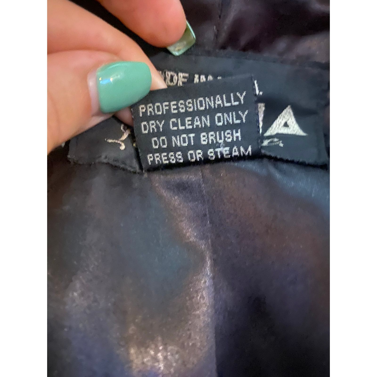 Olympia Le-Tan Vintage Olympia Limited Black & Gray Faux Fur Coat Women's L Size L / US 10 / IT 46 - 2 Thumbnail