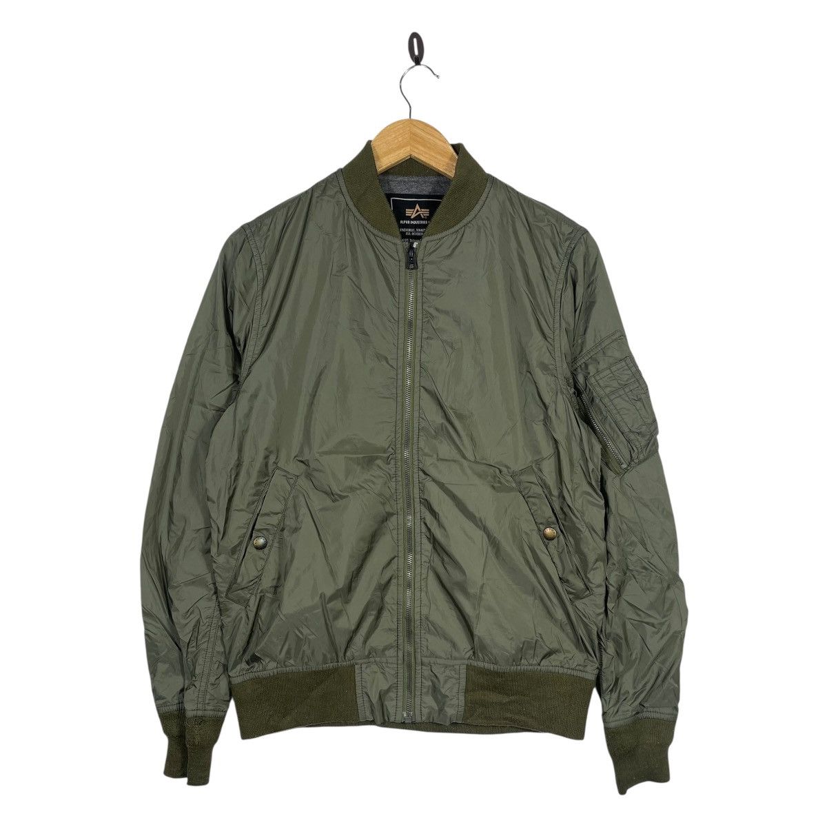 Alpha Industries Alpha Industries MA-1 Bomber Jacket Olive Green Military Size US M / EU 48-50 / 2 - 1 Thumbnail