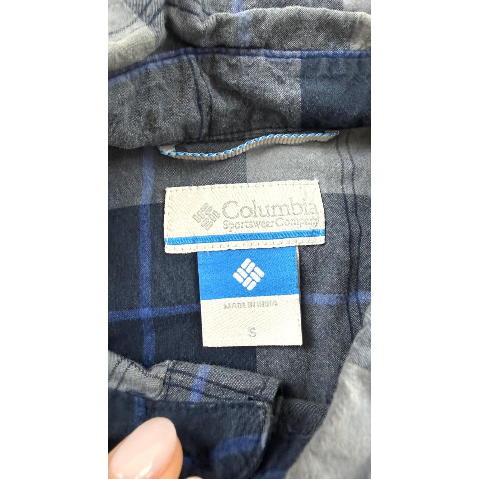 Vintage VINTAGE Columbia Shirt Mens Small Blue Gray Plaid Short Sleeve Button Cotton Outdoor Size US S / EU 44-46 / 1 - 3 Thumbnail