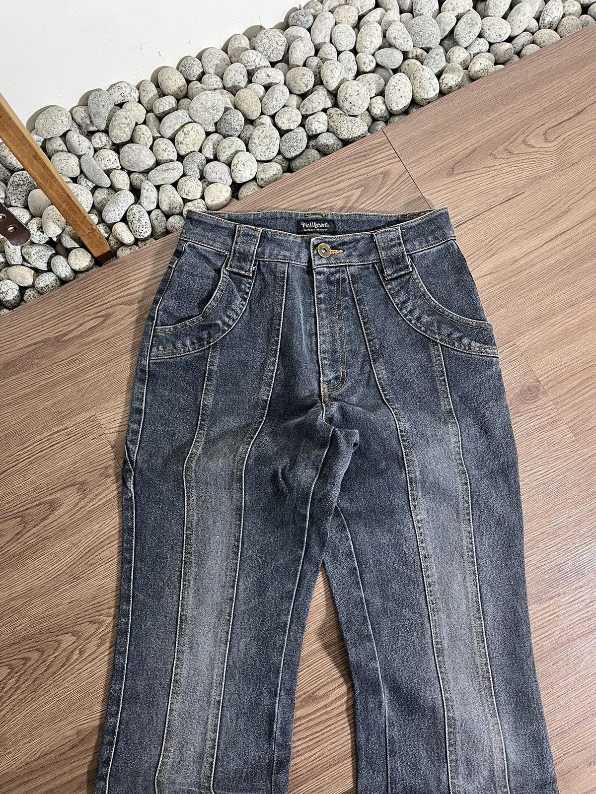 Hysteric Glamour × Japanese Brand Vintage Fullheart Japanese Brand Flared Wash Jeans Size US 27 - 3 Thumbnail