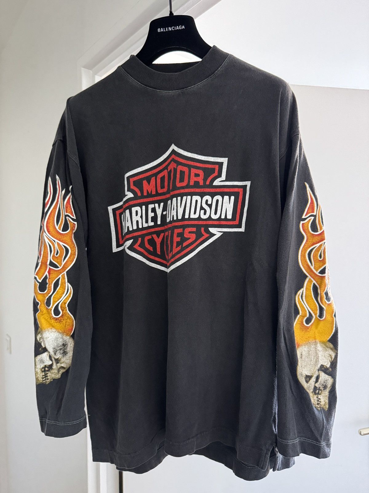 Harley Davidson *RARE* VINTAGE 90s 1990s HARLEY DAVIDSON SKULL FLAME FRANCE Size US XL / EU 56 / 4 - 2 Thumbnail