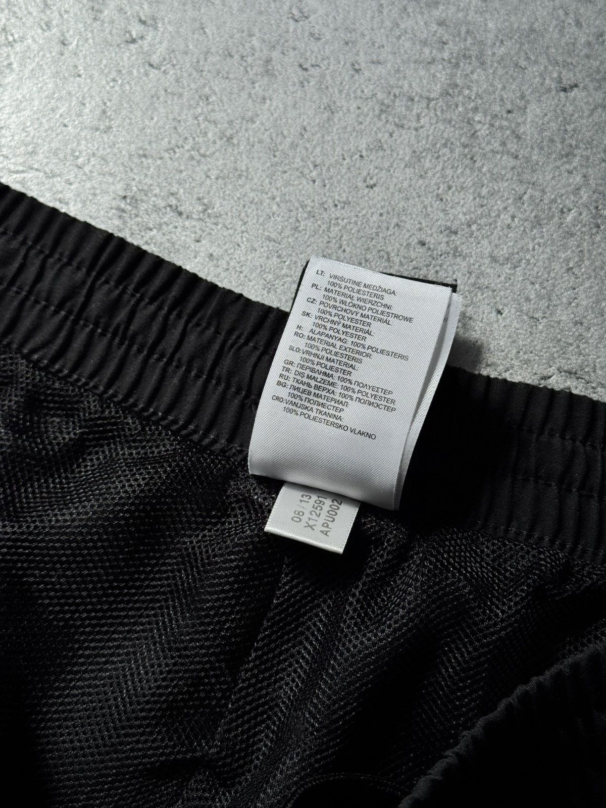 Adidas × Vintage Vintage Y2K Adidas Pinterest Shorts Streetwear 90s Size US 32 / EU 48 - 18 Thumbnail