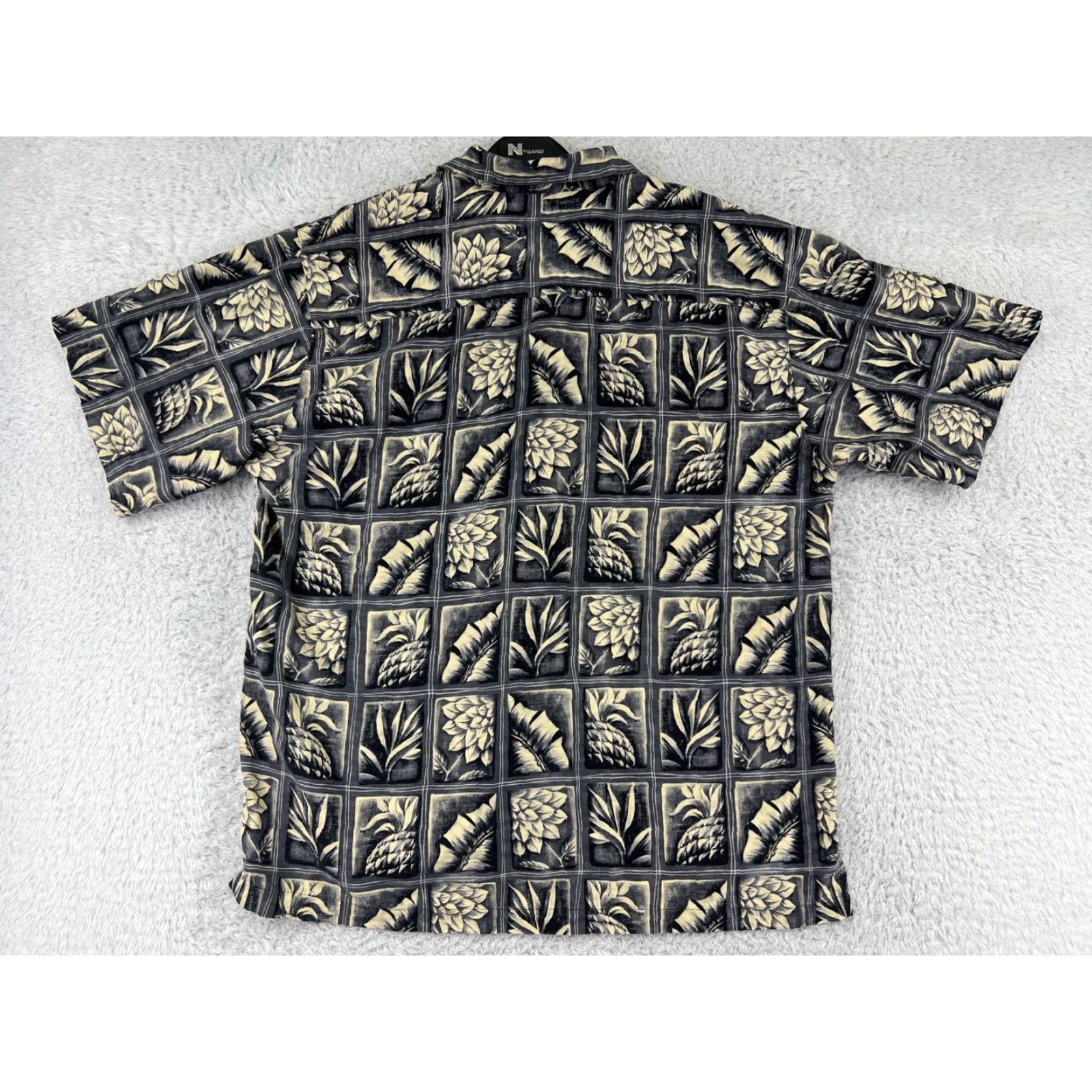 Tommy Bahama Tommy Bahama Shirt Mens Large Gray Yellow Tile Pattern Hawaiian Button Up Camp Size US L / EU 52-54 / 3 - 2 Thumbnail