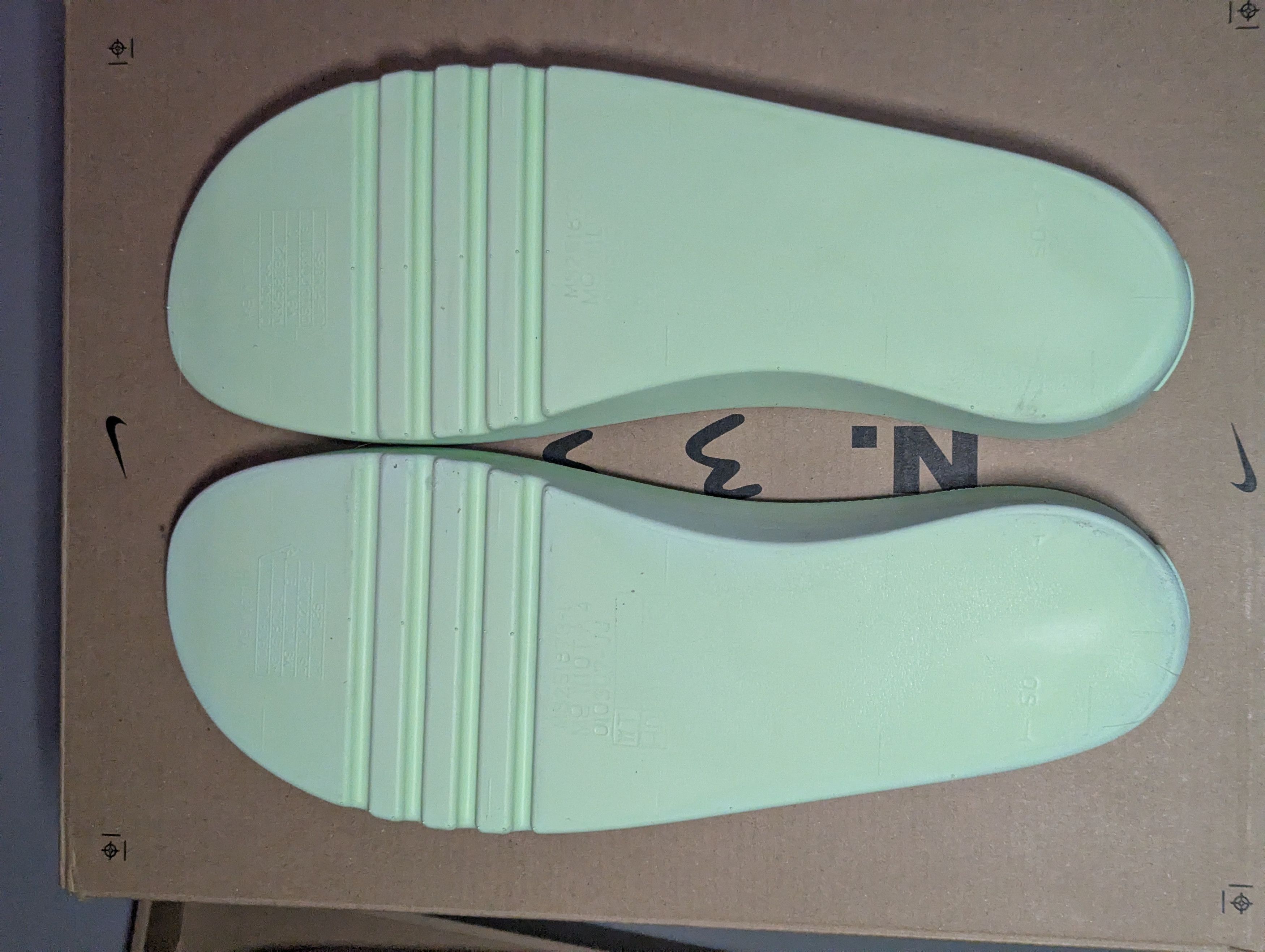 Nike Brand New Size 9M - Nike Offline Pack Ocean Cube Sanddrift Size US 9 / EU 42 - 11 Thumbnail