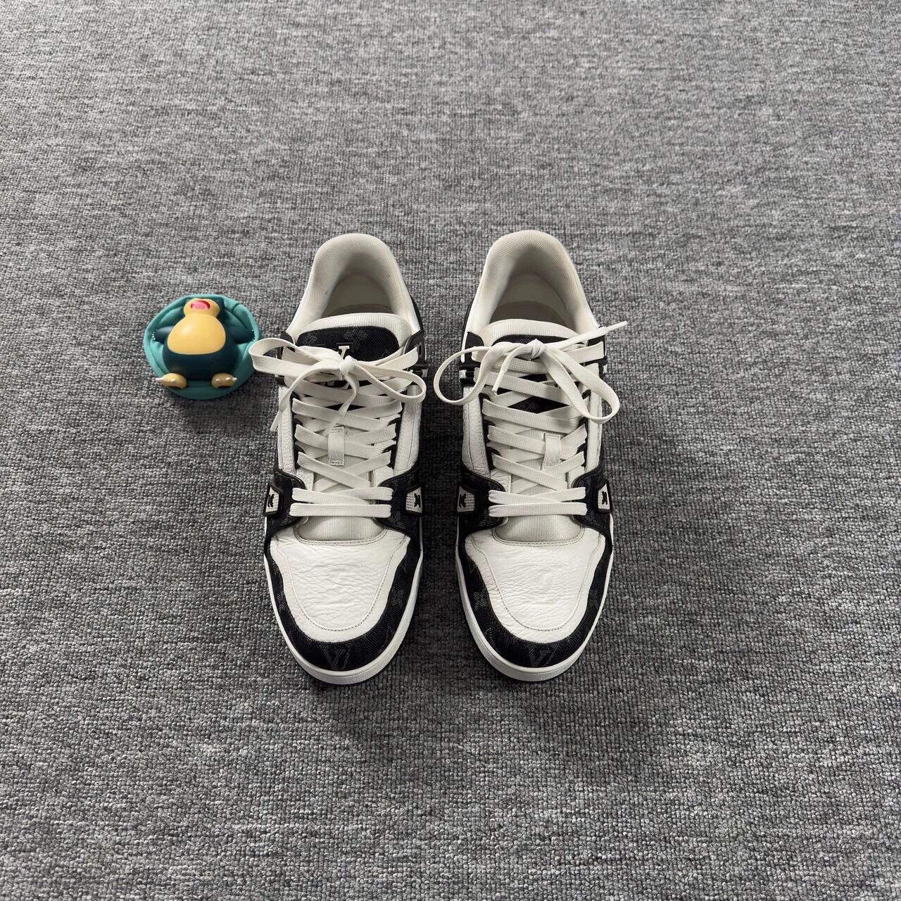 Louis Vuitton LV Trainer Panda Denim 42 95 New Size US 9 / EU 42 - 2 Thumbnail