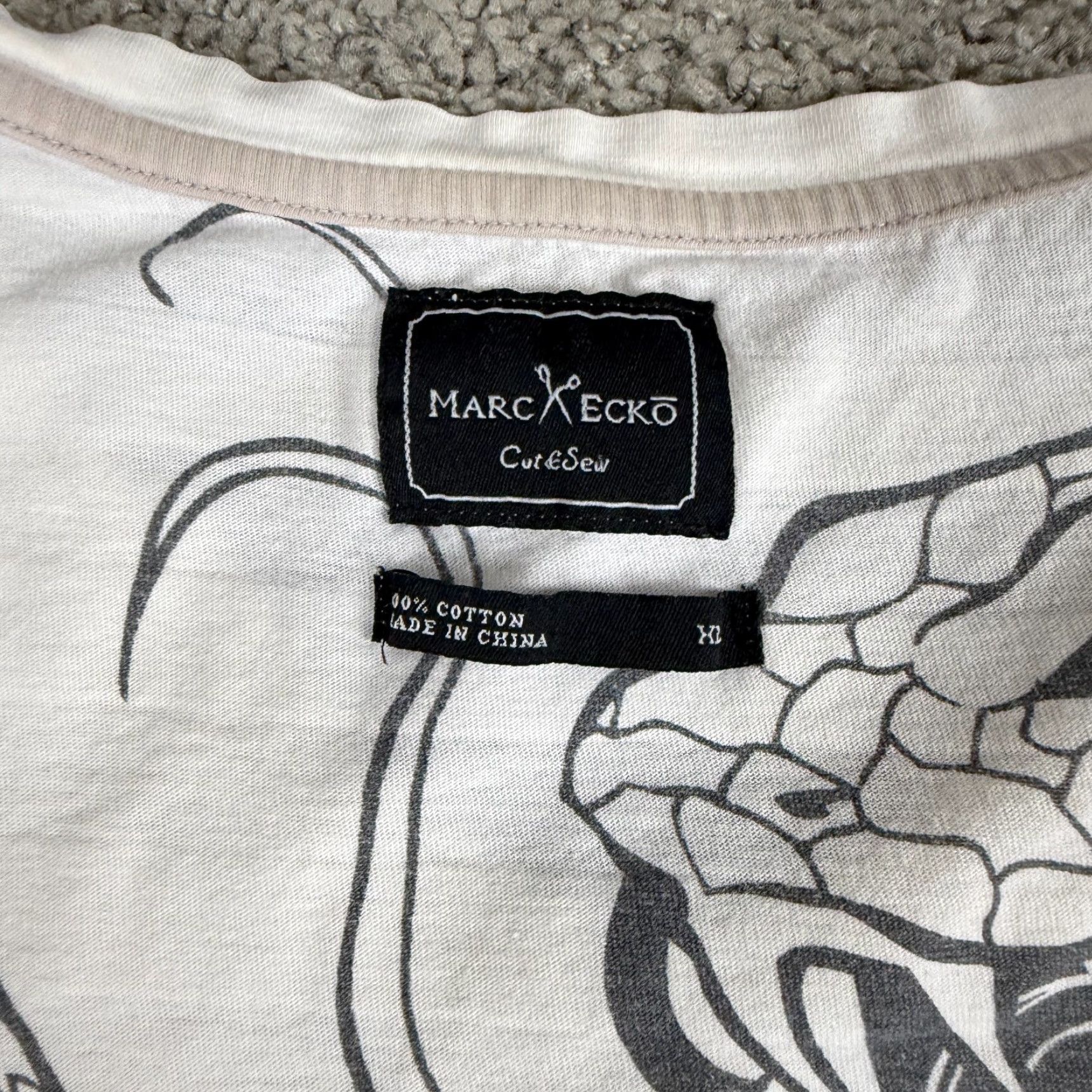 Ecko Unltd. Marc Ecko Shirt Mens XL White Gray Snake Reversible Print Size US XL / EU 56 / 4 - 3 Thumbnail