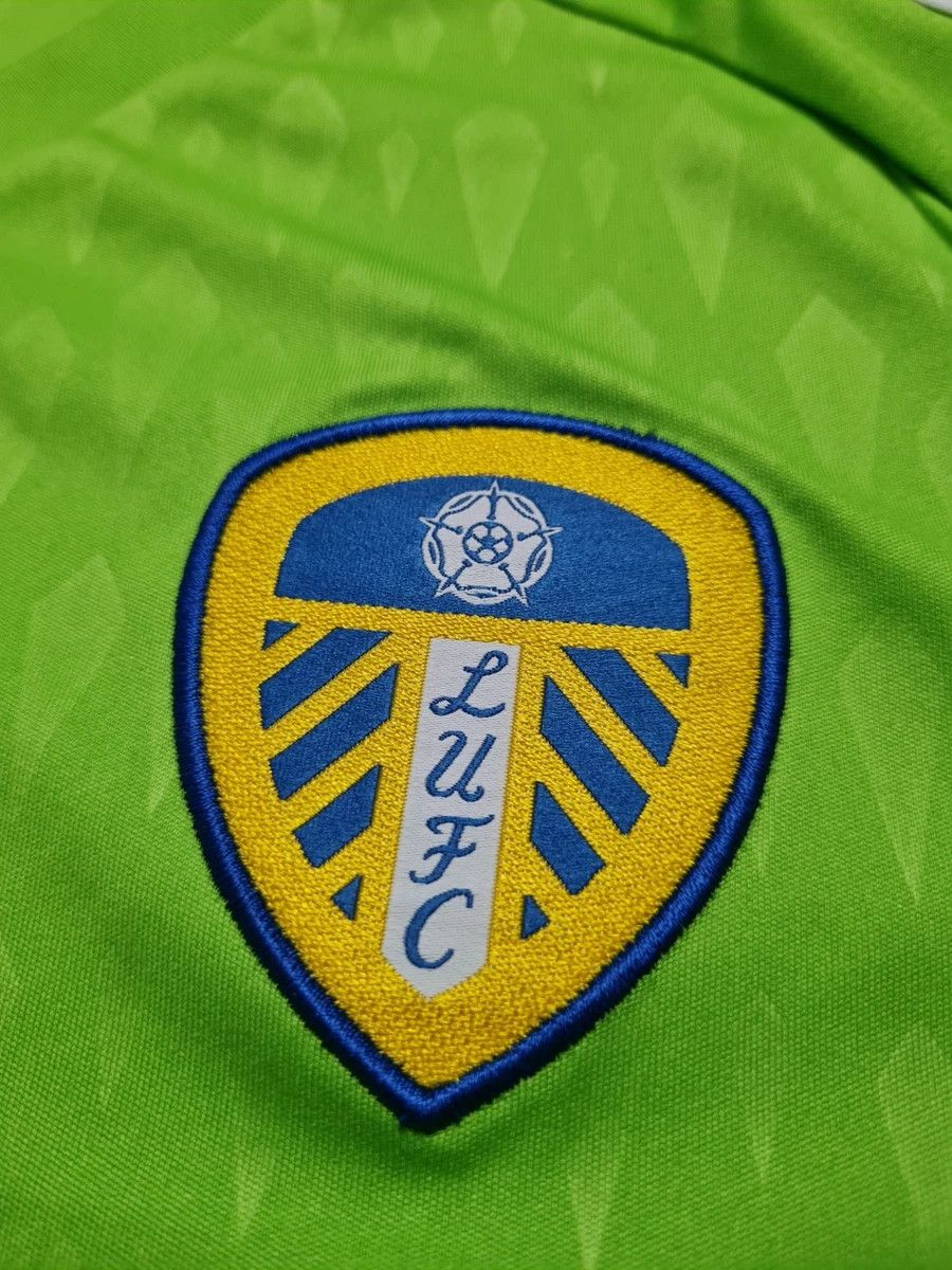 Adidas Leeds United Goalkeeper Adidas Long Sleeve Jersey & Shorts Size US S / EU 44-46 / 1 - 24 Thumbnail