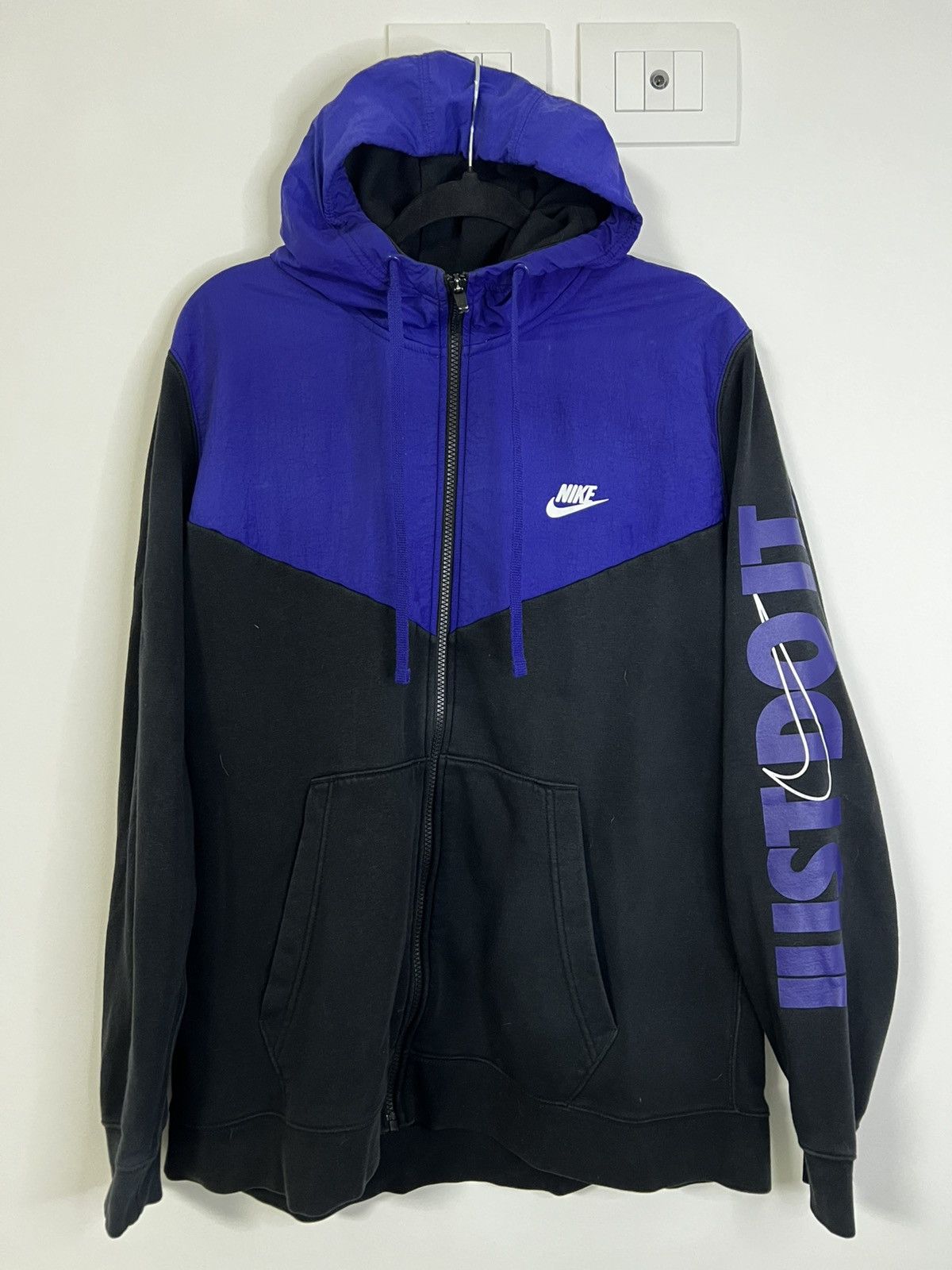 Nike Nike zip up hoodie black purple XL sweatshirt Size US XL / EU 56 / 4 - 1 Thumbnail