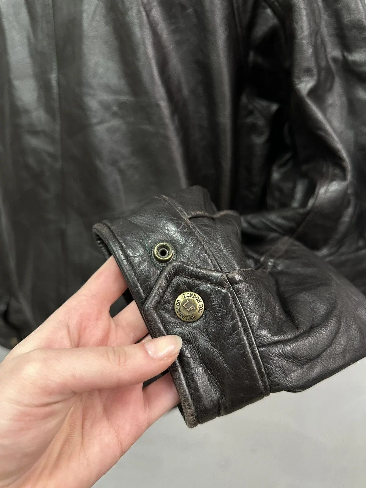 Schott Vintage Leather Jacket Faded DISTRESSED Diesel Y2k Avirex Size US S / EU 44-46 / 1 - 9 Thumbnail
