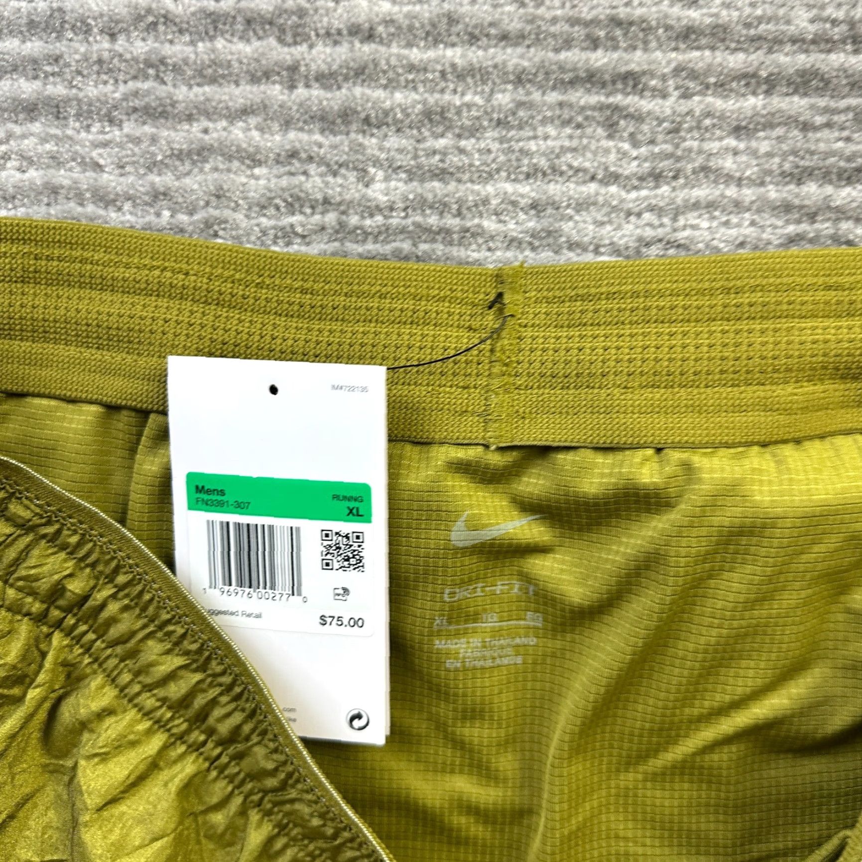 Nike Nike Shorts Mens XL Green 5" Running Division Flex Brief Lined Hybrid Athletic Size US 36 / EU 52 - 5 Thumbnail