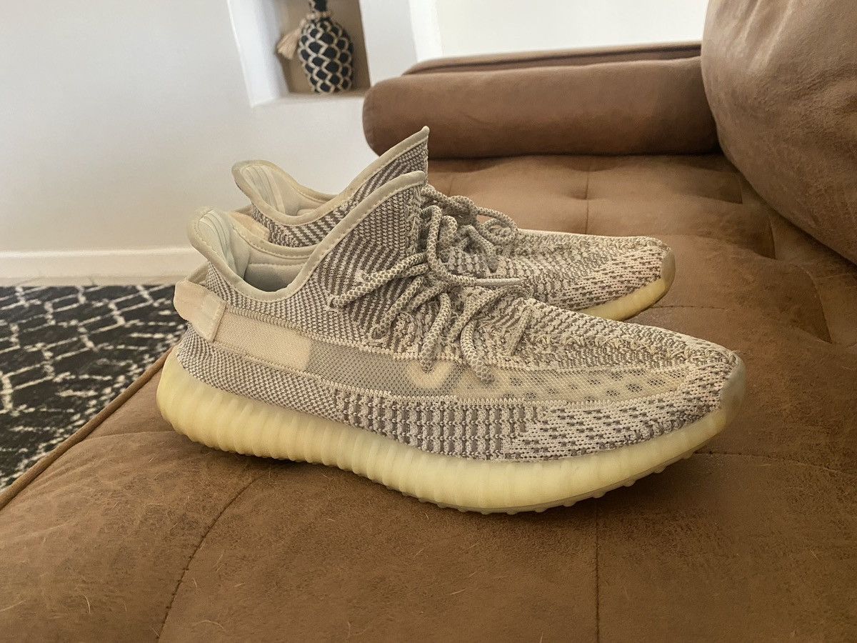 Yeezy adidas Yeezy Boost 350 V2 Static Non-Reflective Size US 10.5 / EU 43-44 - 3 Thumbnail