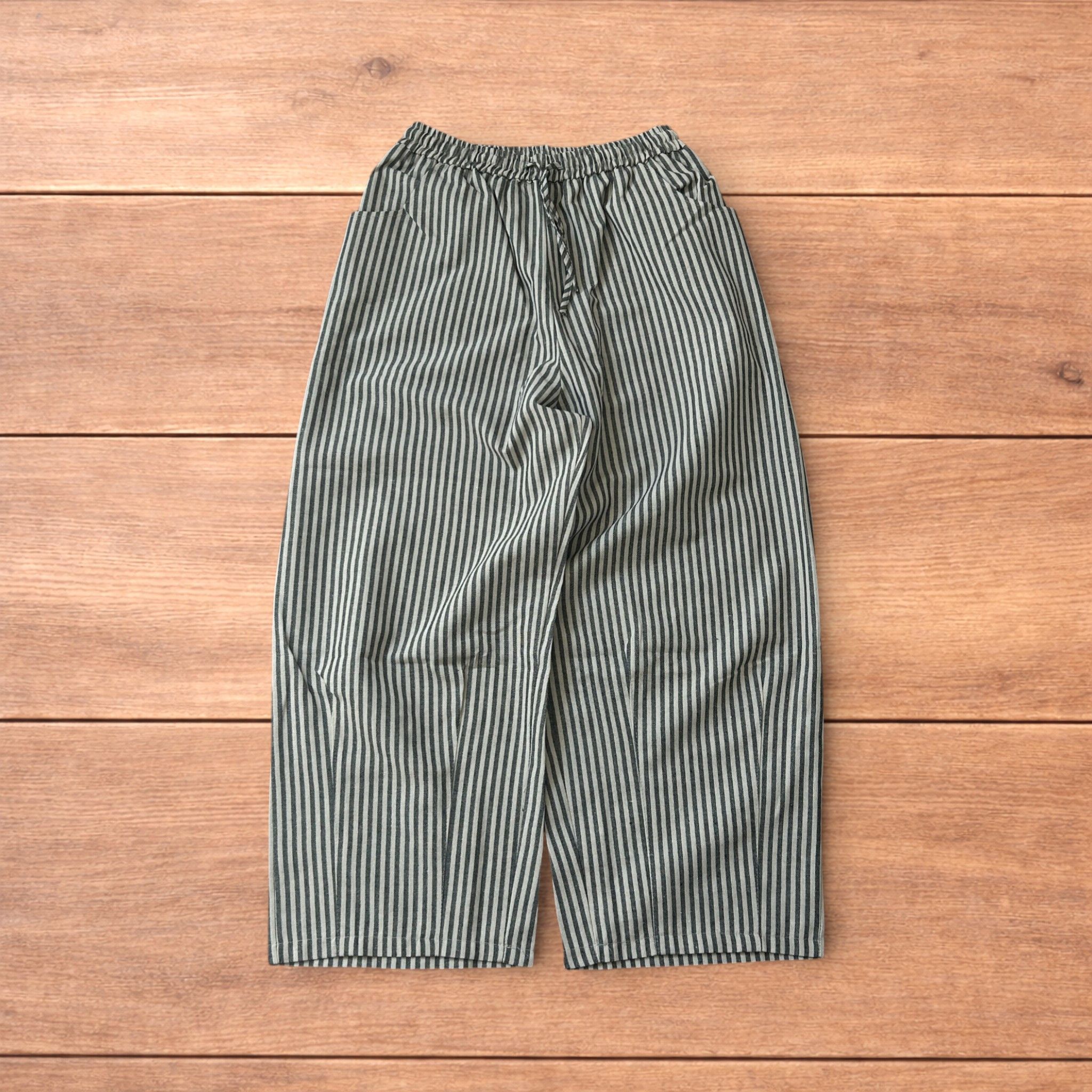 Japanese Brand Baggy wide leg striped linen style trousers in beige/black. Size US 34 / EU 50 - 1 Thumbnail