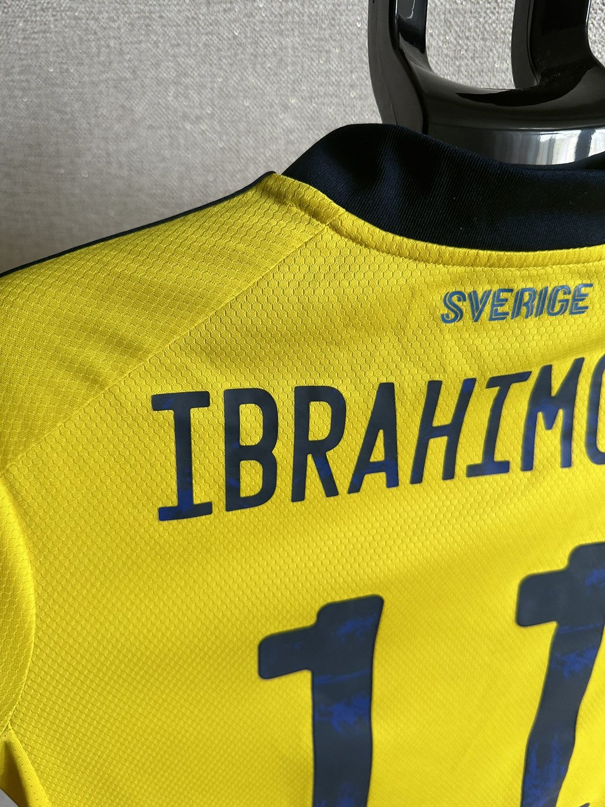 Adidas 🇸🇪 2020 Adidas Sweden Ibrahimovic Euro Soccer Jersey Size US S / EU 44-46 / 1 - 14 Thumbnail