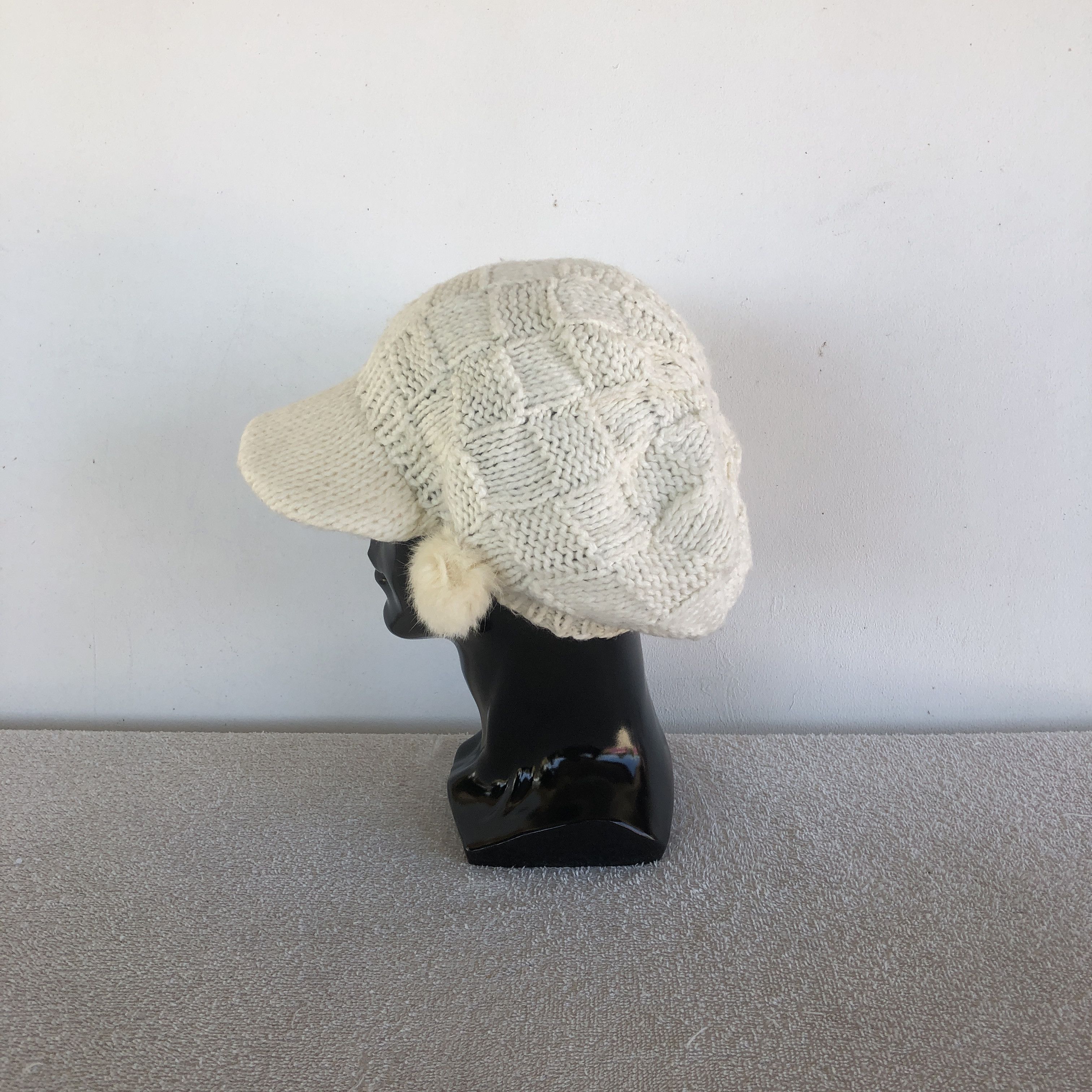 Japanese Brand Vintage Chubby Pucks Knitted Hats Beanie Snow Caps Size ONE SIZE - 4 Thumbnail