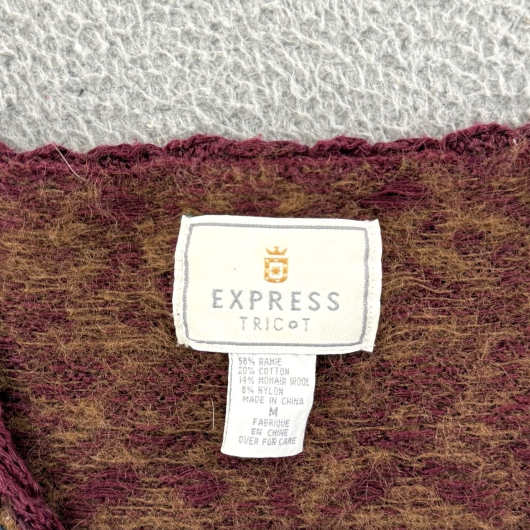 Express VINTAGE Express Sweater Women Medium Red Abstract Mohair Wool Tunic Boho 90s Tricot Womens Size M / US 6-8 / IT 42-44 - 6 Thumbnail