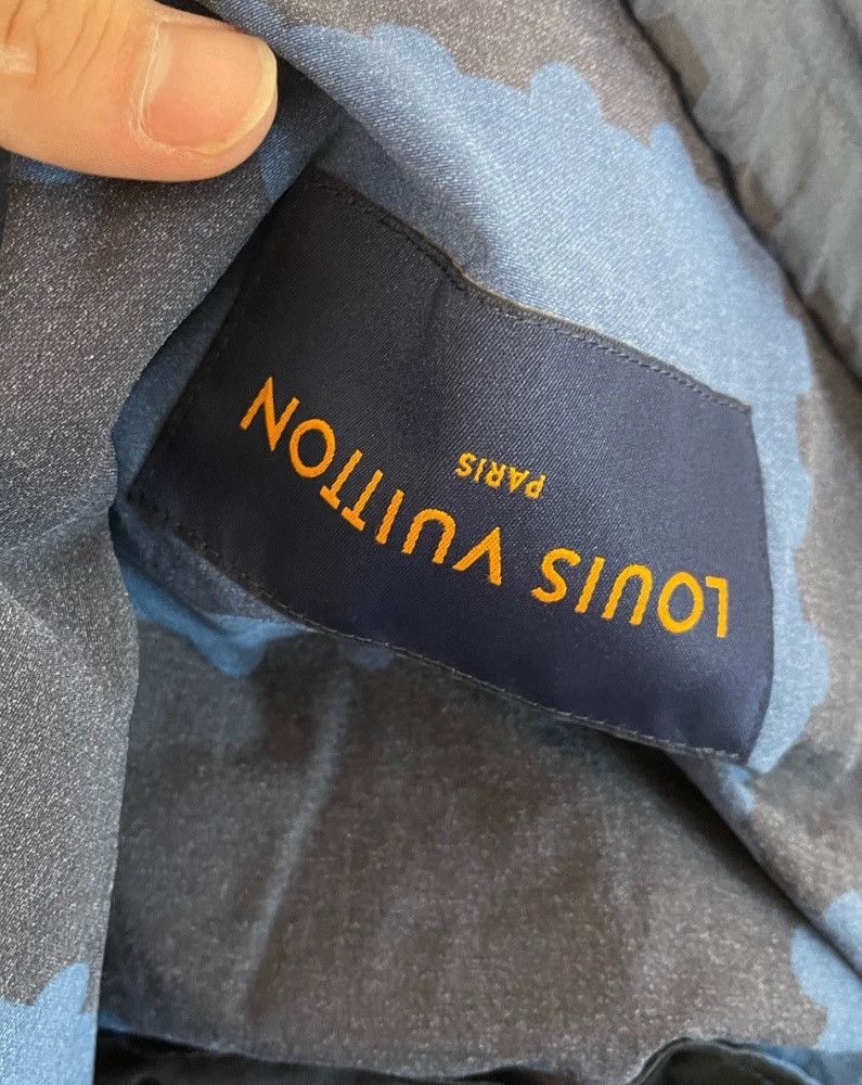 Louis Vuitton Louis Vuitton Blue Checkered Hooded Checkered 2412-Nextarrow Size US XXL / EU 58 / 5 - 3 Thumbnail