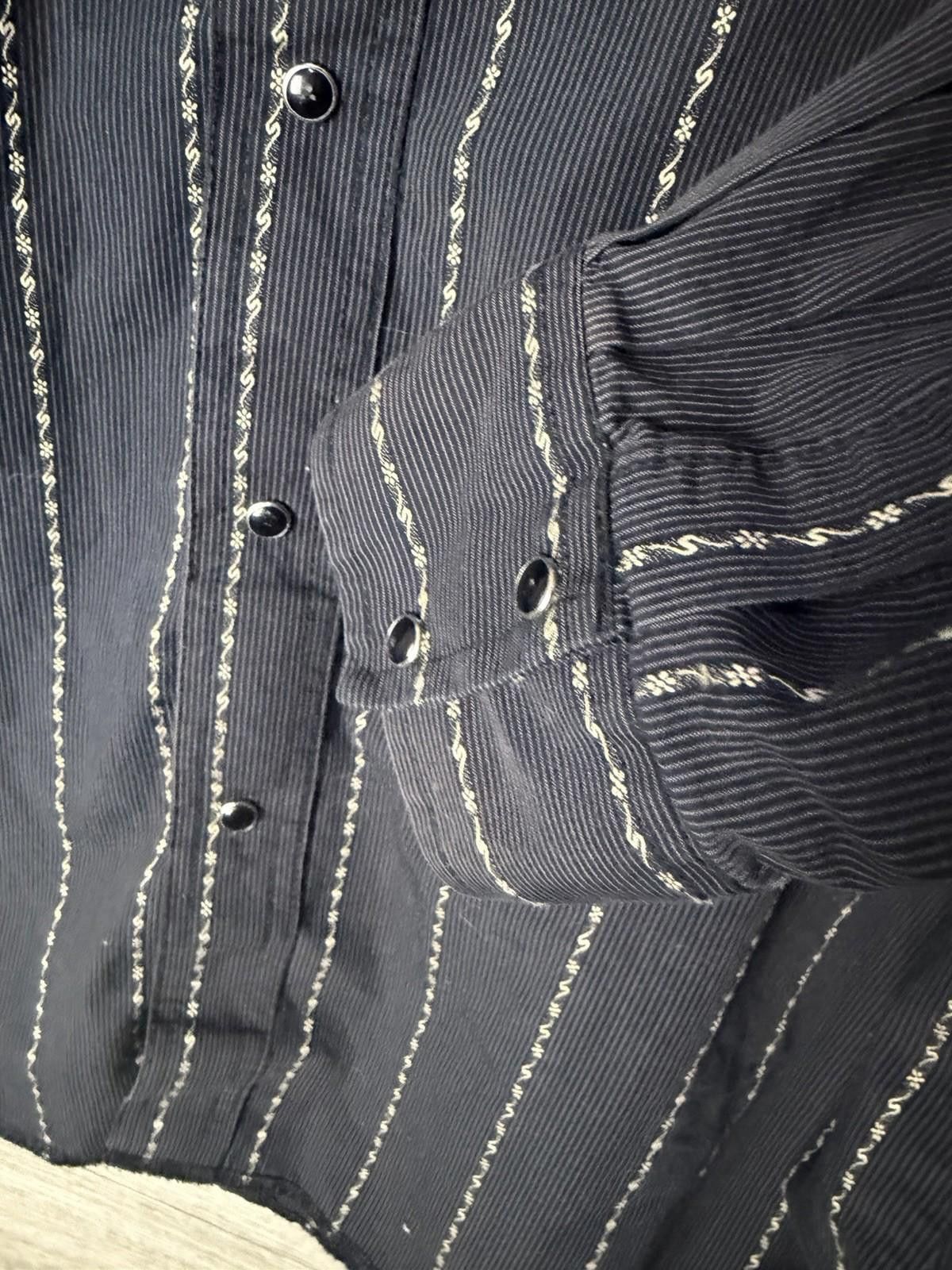 Wrangler VTG Wrangler Men's Shirt L Stripe Pearl Snap Rodeo Western Size US L / EU 52-54 / 3 - 5 Thumbnail