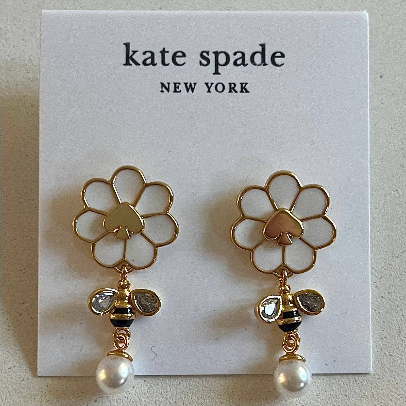 Kate Spade KATE SPADE Earrings Gold Daisy Bee & Pearls NEW IN PACKAGING Size ONE SIZE - 1 Thumbnail