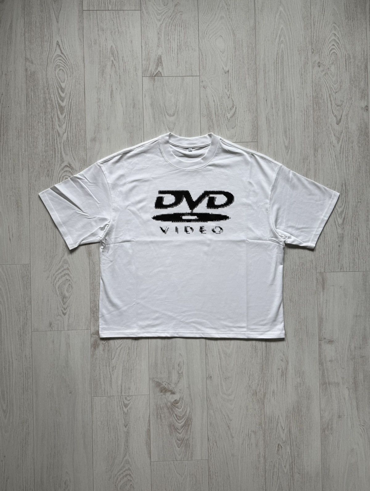 Other DVD Video Logo Boxy Retro Custom White Black Print T-Shirt L Size US L / EU 52-54 / 3 - 1 Thumbnail