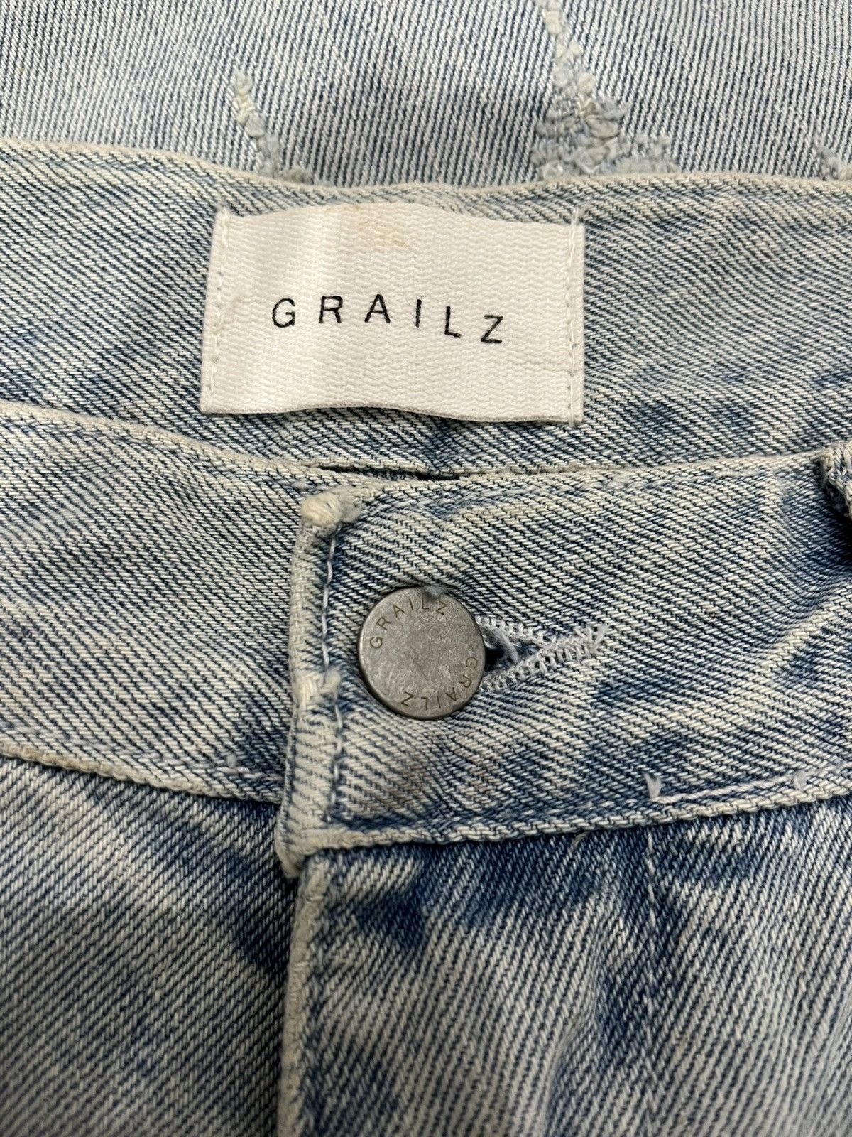 GRAILZ GRAILZ DISTRESSED FLARE JEANS Size US 34 / EU 50 - 3 Thumbnail