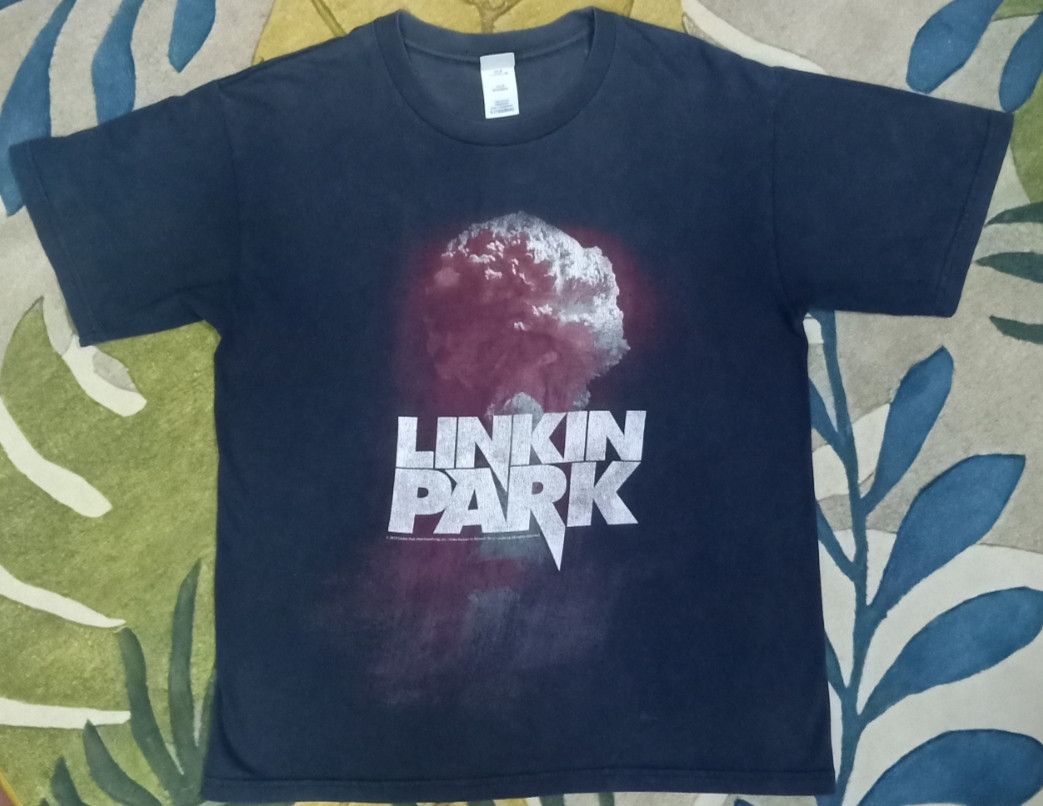 Band Tees Vintage Linkin Park T-shirt Size US S / EU 44-46 / 1 - 3 Thumbnail