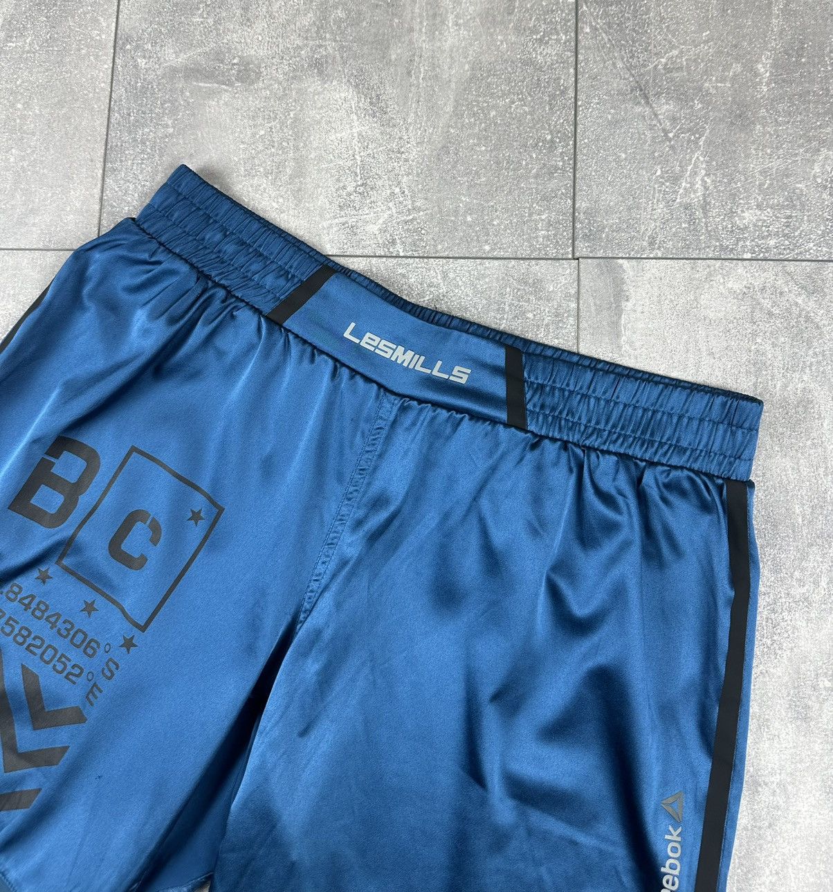 Reebok Reebok Les Mills Boxing Blue Mens Sportswear Short Size US 32 / EU 48 - 9 Thumbnail