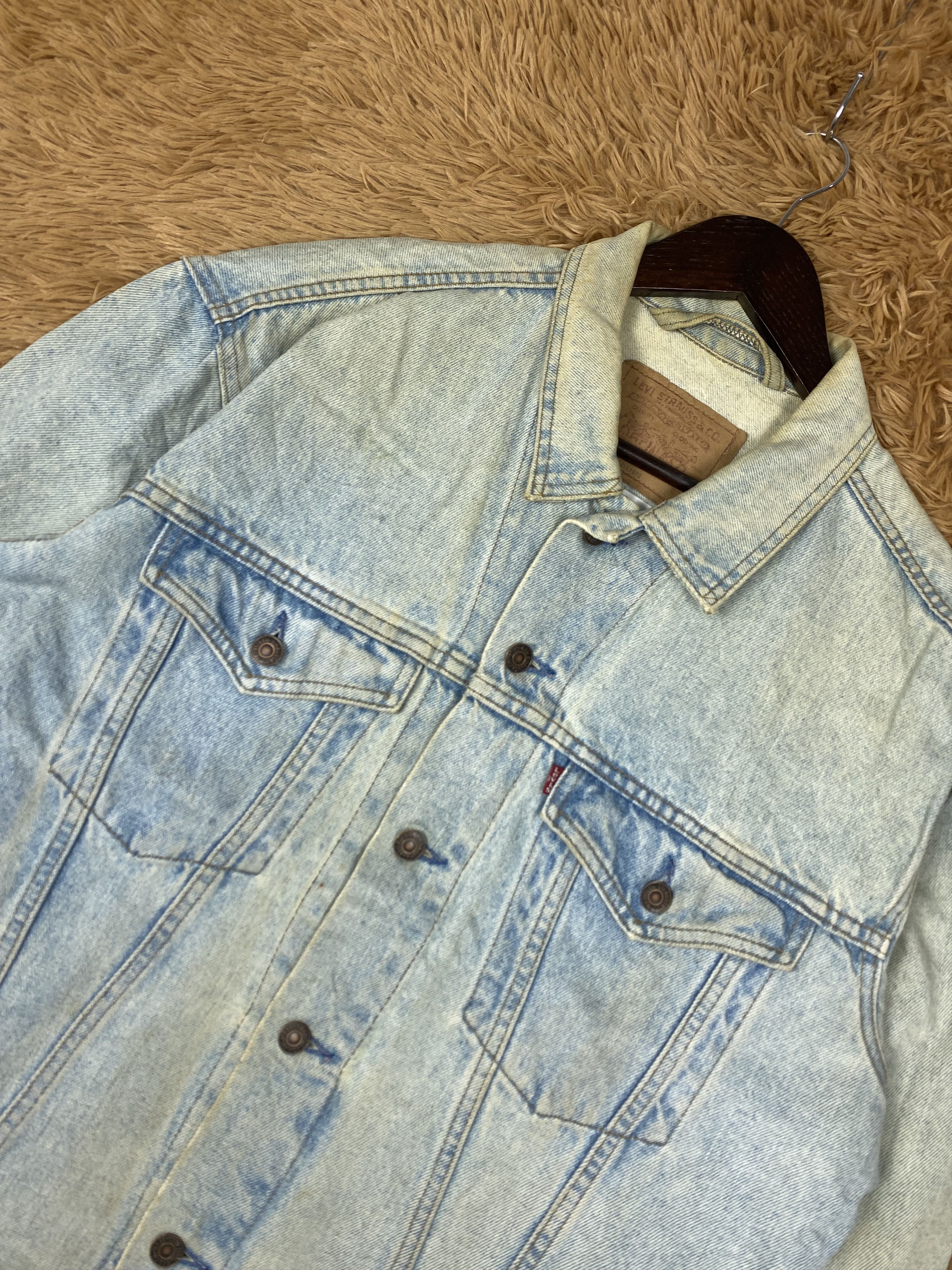 Levi's Vintage Levi's Button Light Wash Denim Jacket DJ0046 Size US M / EU 48-50 / 2 - 2 Thumbnail