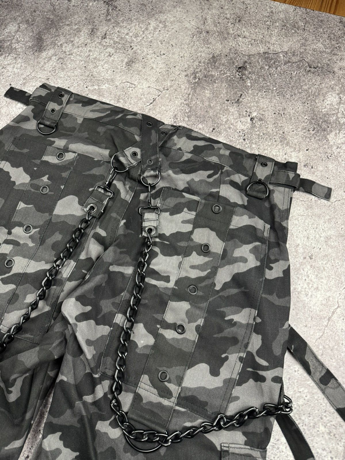 Japanese Brand 🔥VERY RARE GOTHICANA BY EMP AVANT GARDE BONDAGE CARGO PANTS🔥 Size US 34 / EU 50 - 19 Thumbnail