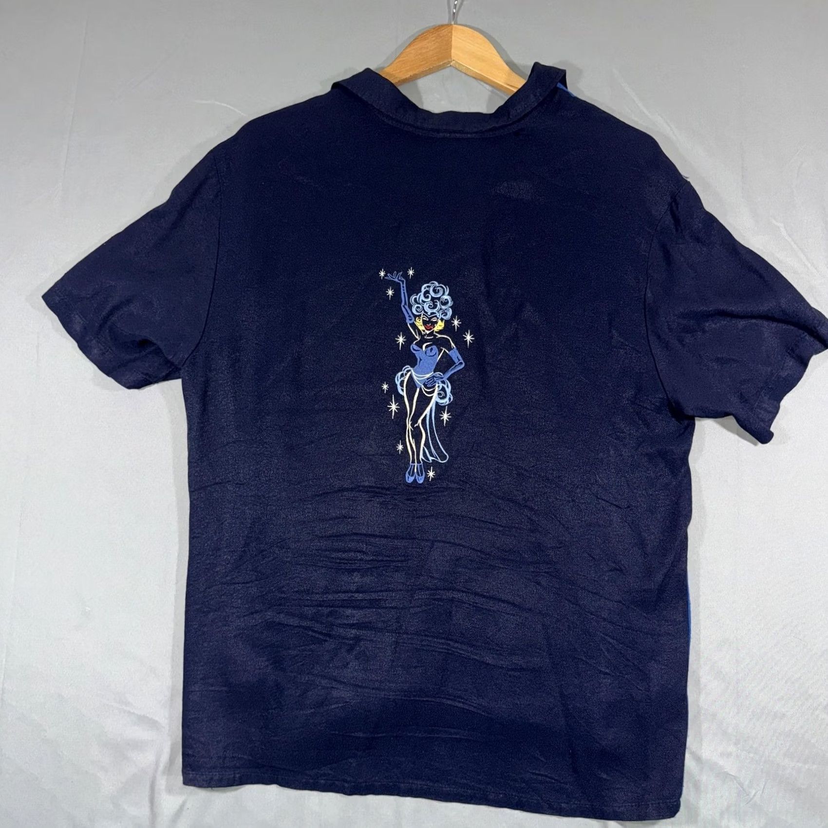 Fender Fender Shirt Mens L Blue Navy Bowling Camp Two Tone Guitar Pinup Retro USA Size US L / EU 52-54 / 3 - 2 Thumbnail