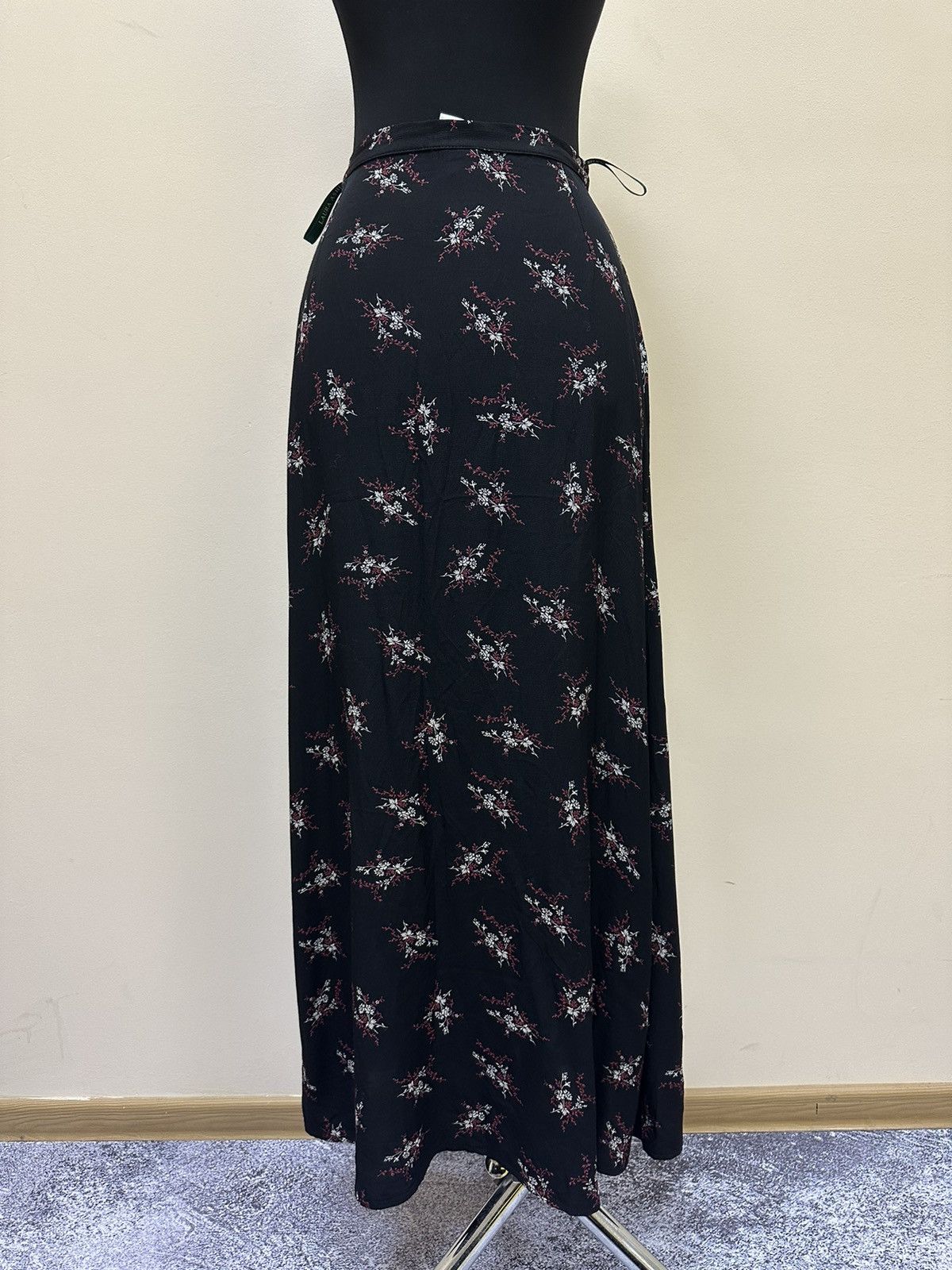 Laura Ashley × Vintage Maxi Skirt Laura Ashley made in U.K. Viscose Size 30" / US 8 / IT 44 - 5 Thumbnail