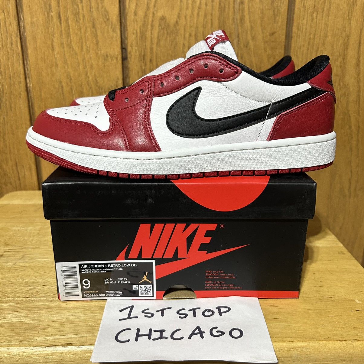Nike Nike Air Jordan 1 Low OG Chicago 2025 HQ6998-600 Men’s 9 NEW Size US 9 / EU 42 - 3 Thumbnail