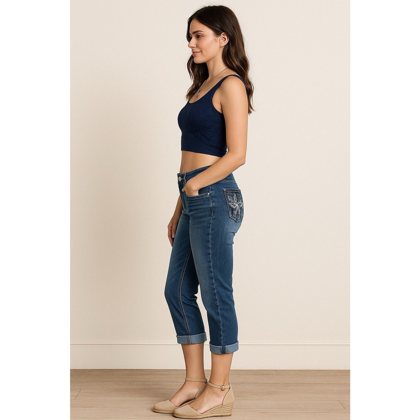 Indigo Love Indigo Jean Women's Size 6 Cuffed Capri Bling Size 28" / US 6 / IT 42 - 12 Thumbnail
