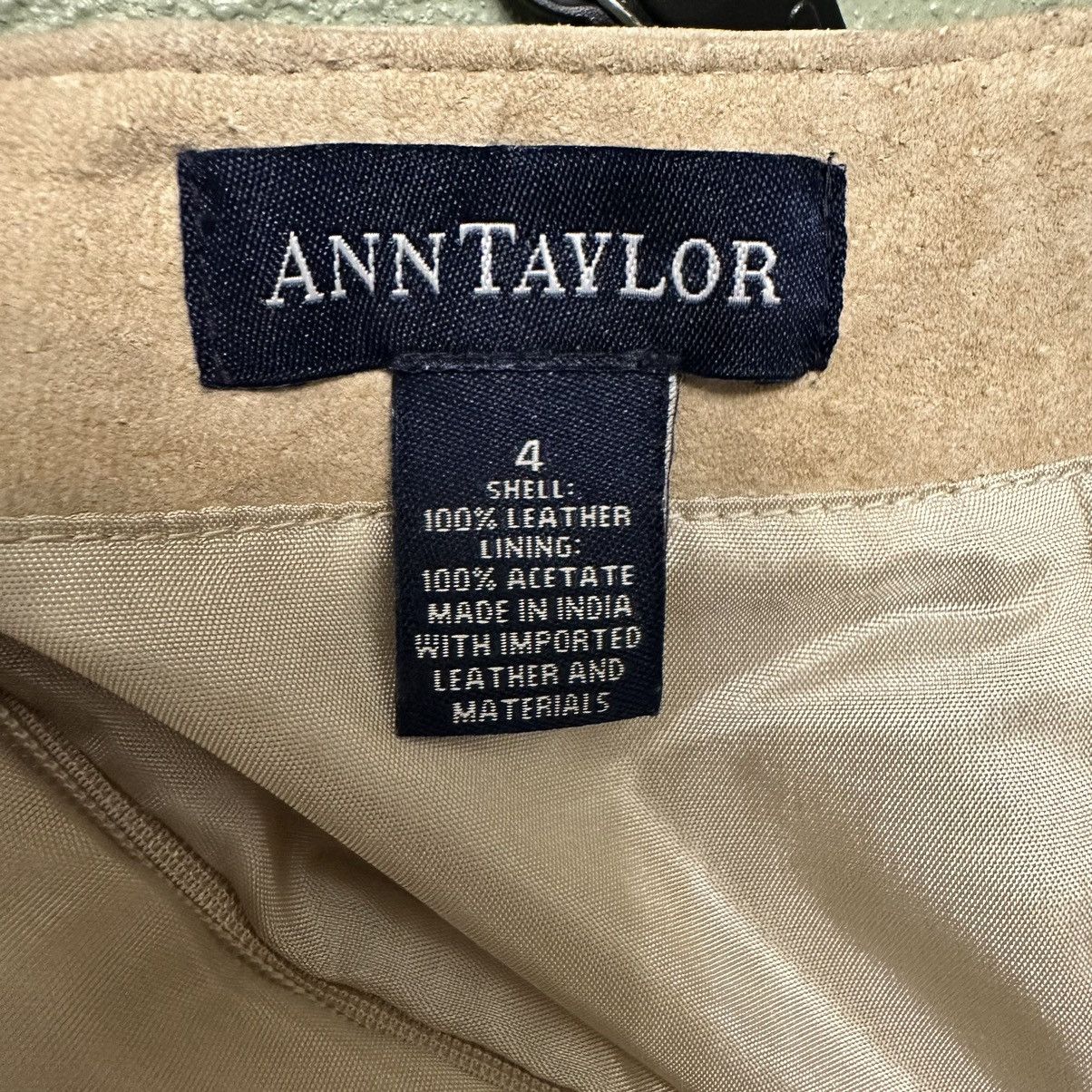 Ann Taylor Ann Taylor Tan Suede Skirt Size 27" / US 4 / IT 40 - 3 Thumbnail