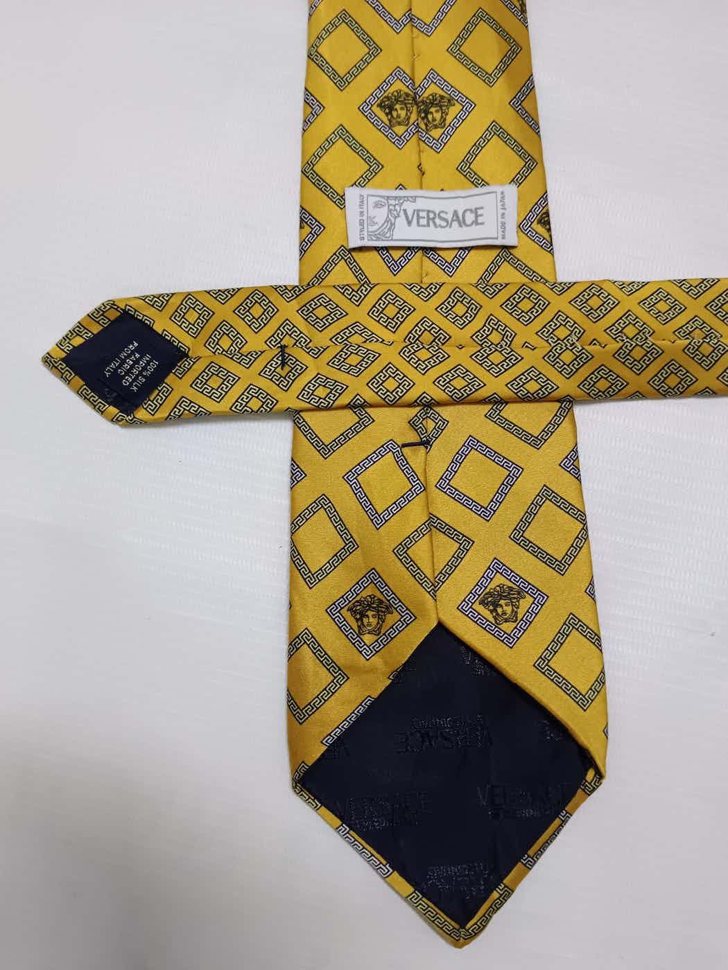 Versace × Vintage Gianni Versace Medusa Gold Tie Size ONE SIZE - 3 Thumbnail