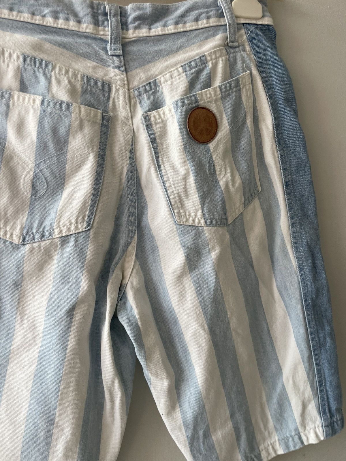 Moschino Moschino capri Size 25" / US 0 / IT 36 - 11 Thumbnail