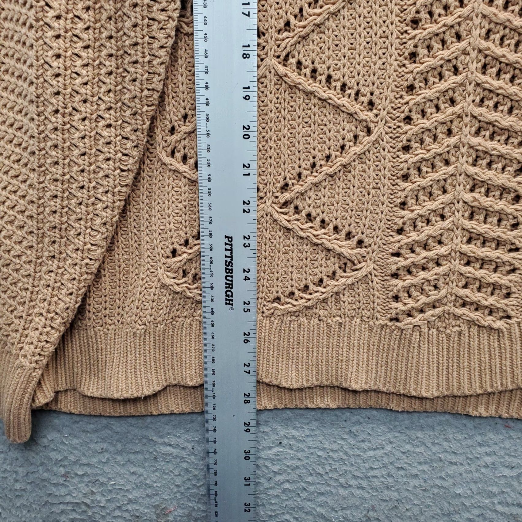 Old Navy Old Navy Sweater Womens XXL Brown Cable Knit Long Sleeve Round Neck Pullover EUC Shirt Womens XXL Brown Cable Knit Pullover Size XXL / US 16-18 / IT 52-54 - 3 Thumbnail