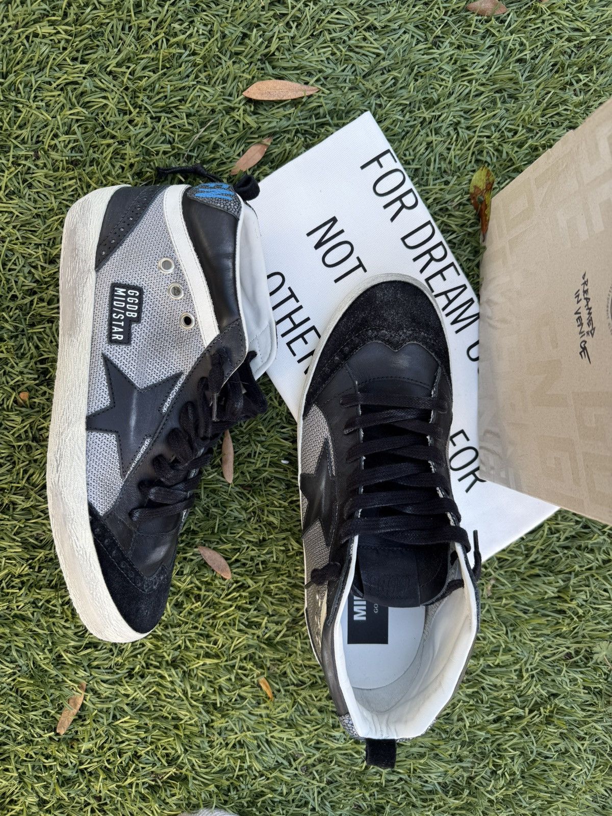 Golden Goose Golden Goose Mid Star Sneaker Size US 7.5 / EU 40-41 - 1 Thumbnail