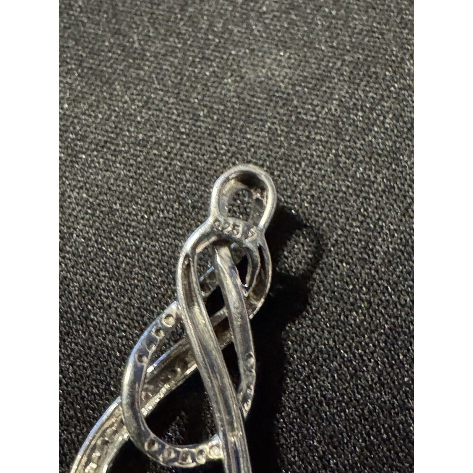 Other 925 Sterling Silver Diamond Pendant Middle Stone in Flower Size ONE SIZE - 5 Thumbnail