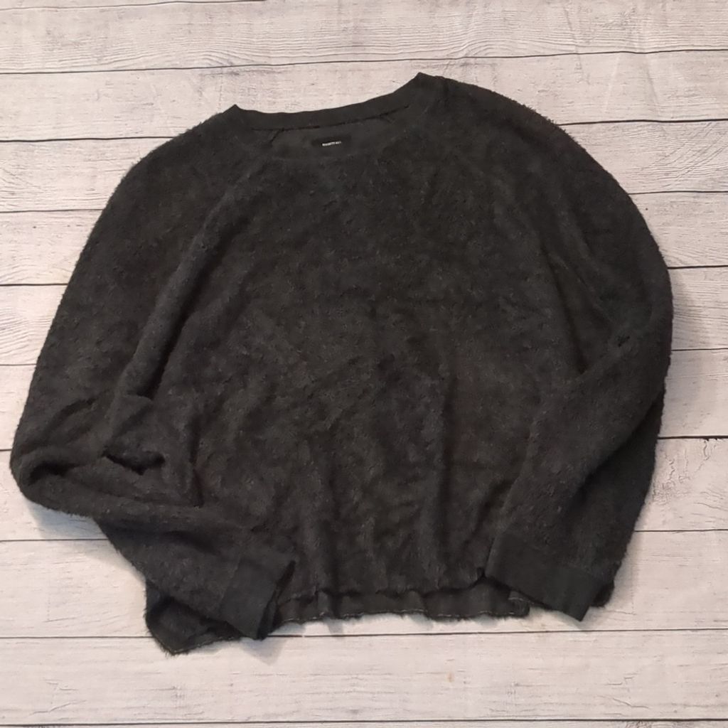 Billabong Billabong gray fuzzy long sleeve top size small Size S / US 4 / IT 40 - 1 Thumbnail