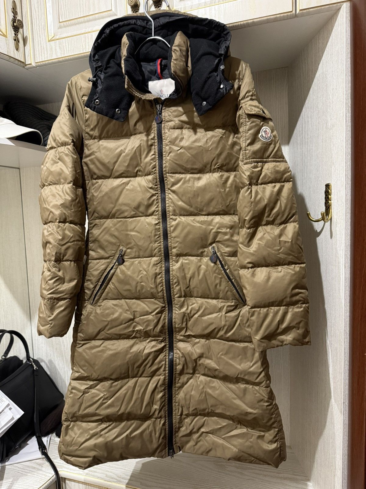 Moncler Moncler Moka Down Jacket vintage Rare Coat Size S / US 4 / IT 40 - 1 Thumbnail